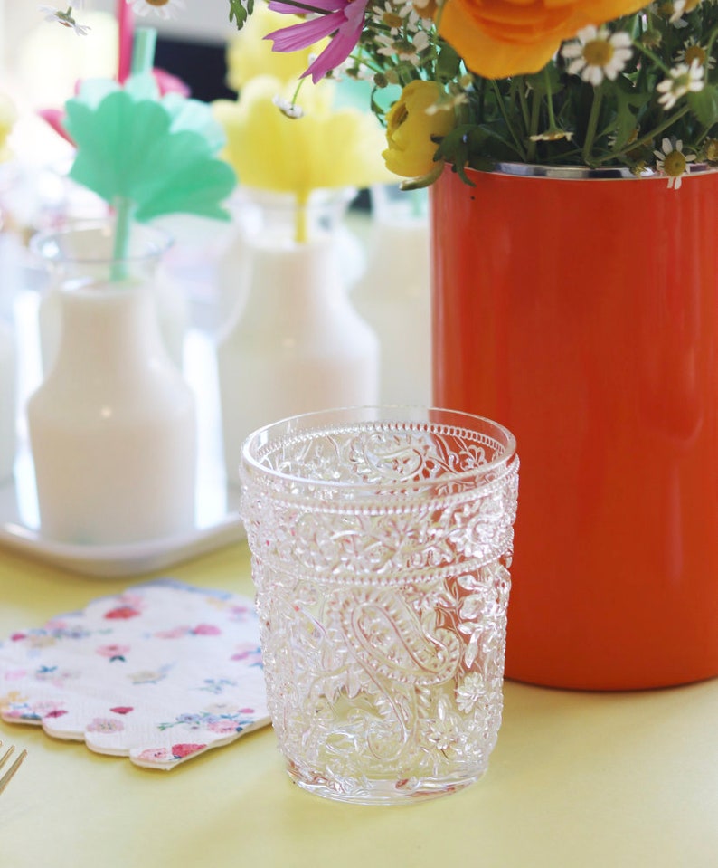 Clear Floral Pattern Tumbler