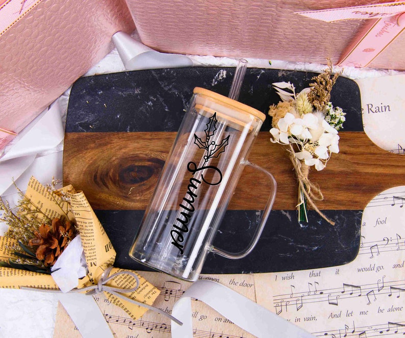 Personalised Birth Flower Tumbler, Transparent Water Cup with Handle and Straw, Bridesmaid Gift, Mothers Day Gift, Office Gift, Gift for Her